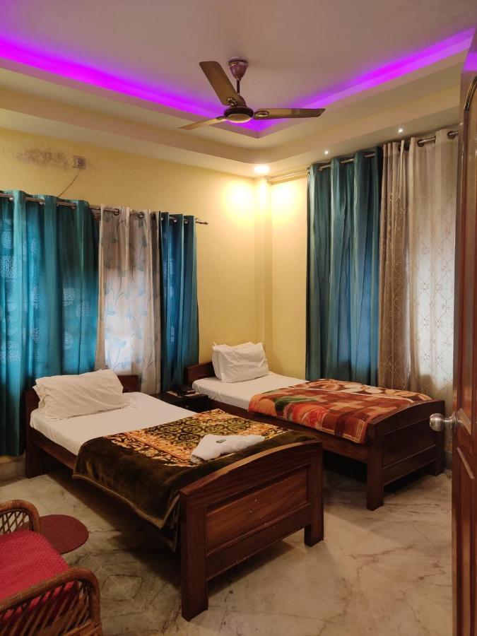 Phoenix Lodge Siliguri Exterior photo